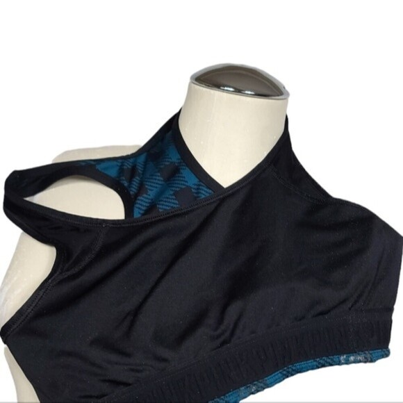 PINK Victoria's Secret Ultimate Unlined Plaid Sports Bra M - Picture 4 of 6